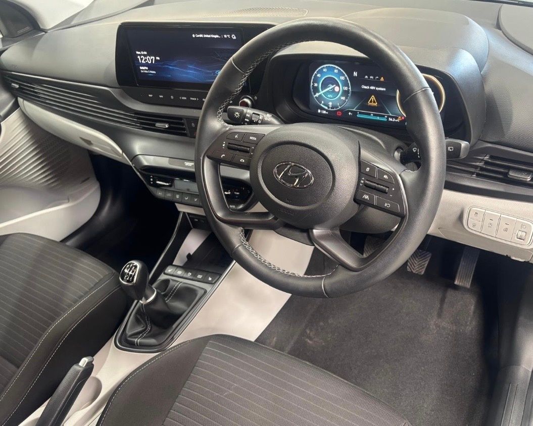USED 2022 72 HYUNDAI I20 1.0 T-GDi MHEV Ultimate Hatchback 5dr Petrol Hybrid Manual Euro 6 (s/s) (100 ps) 