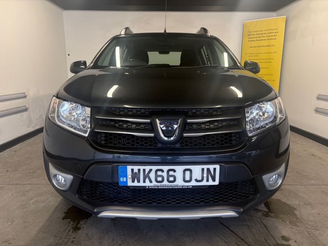 View our DACIA SANDERO STEPWAY