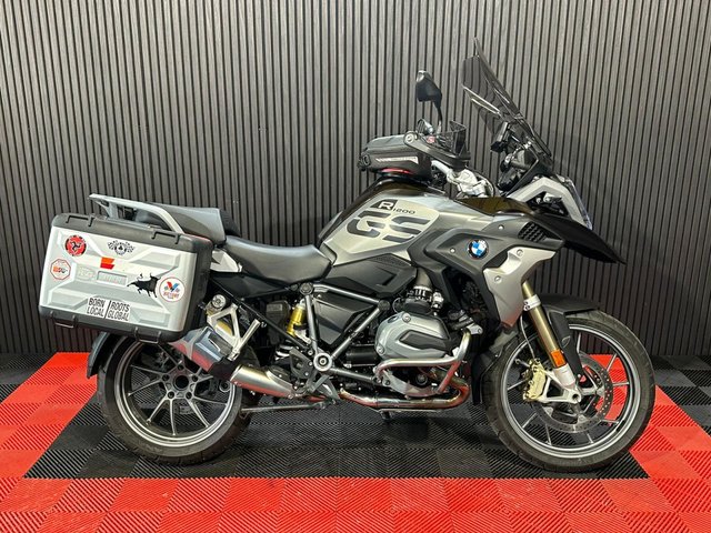 View our BMW R 1200 GS