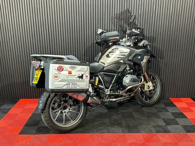 View our BMW R 1200 GS