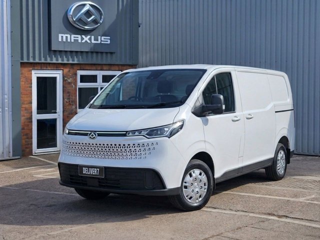 View our MAXUS Deliver 7