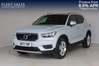 2021 VOLVO XC40