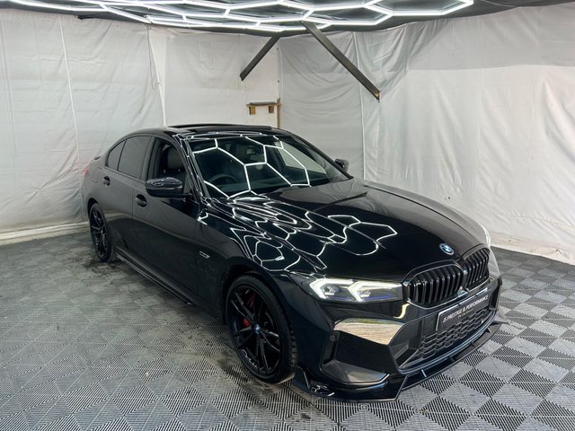 View our BMW 3 SERIES