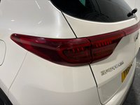 USED 2019 69 KIA SPORTAGE 1.6 CRDi EcoDynamics+ GT-Line SUV 5dr Diesel Hybrid Manual Euro 6 (s/s) (134 bhp) Sat Nav-AppleCar Play / Android Auto-Leather-DAB Radio-Heated seats-Cruise-19