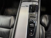 USED 2021 21 VOLVO XC60 2.0 B5 MHEV R-Design SUV 5dr Petrol Hybrid Auto AWD Euro 6 (s/s) (250 ps) DRIVER ASSIST PACK + APPLE CARPLAY / ANDROID AUTO + CLIMATE PACK