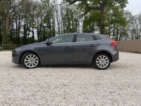 USED 2014 14 VOLVO V40 1.6 D2 SE Lux Nav Hatchback 5dr Diesel Manual Euro 5 (s/s) (115 ps) SAT NAV BLIS HEATED LEATHER