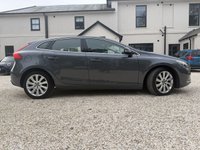 USED 2014 14 VOLVO V40 1.6 D2 SE Lux Nav Hatchback 5dr Diesel Manual Euro 5 (s/s) (115 ps) SAT NAV BLIS HEATED LEATHER
