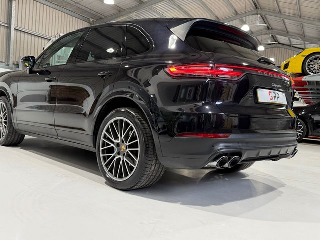 View our PORSCHE CAYENNE