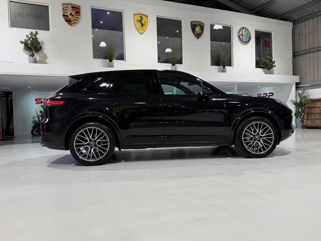 View our PORSCHE CAYENNE
