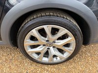USED 2014 64 VOLKSWAGEN PASSAT 2.0 TDI BlueMotion Tech Alltrack Estate 5dr Diesel DSG 4Motion Euro 5 (s/s) (170 ps) Mot 7th April 2027, + Comprehensive History, 8 Services, + Cambelt Changed @ 68k, + 1 Previous Owner, last keeper 2015, + 3 Months Warranty, + Euro 5, + Front/rear sensors, + Bluetooth, + DAB radio, + Sat nav, + Cruise control, + Climate control, + Auto lights, + Autohold, + x4 electric windows, + VW multimedia, + Isofix, + Alloys