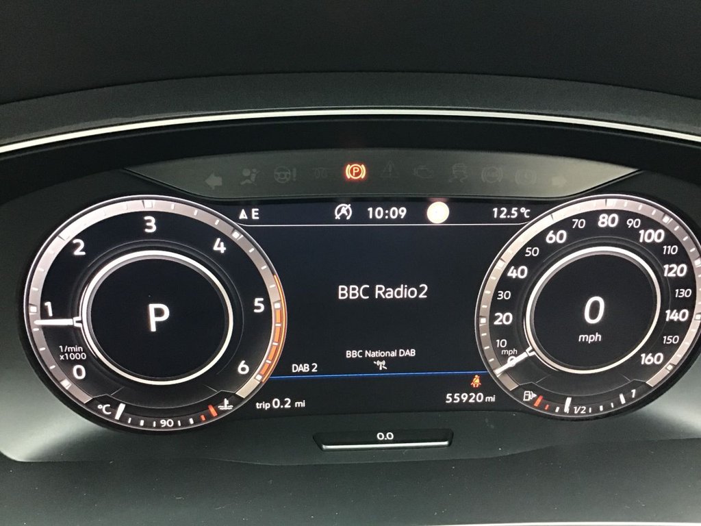 USED 2018 68 VOLKSWAGEN TIGUAN 2.0 TDI SEL SUV 5dr Diesel DSG 4Motion Euro 6 (s/s) (150 ps) 