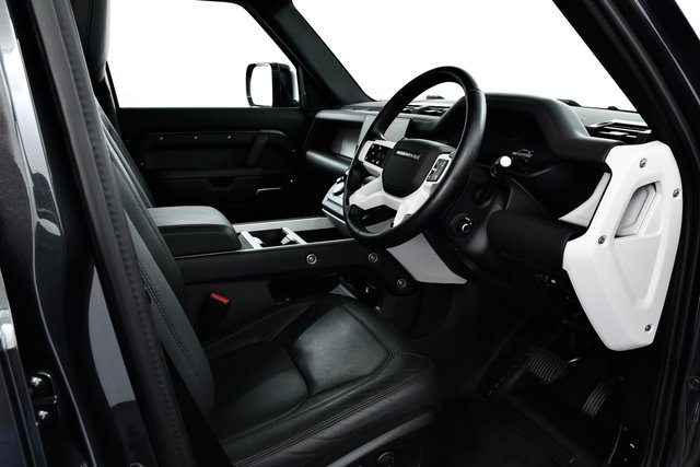 USED 2024 74 LAND ROVER DEFENDER 110 3.0 D350 MHEV X-Dynamic HSE SUV 5dr Diesel Auto 4WD Euro 6 (s/s) (350 ps) URBAN WT | AirSus/Pan/7 Seats