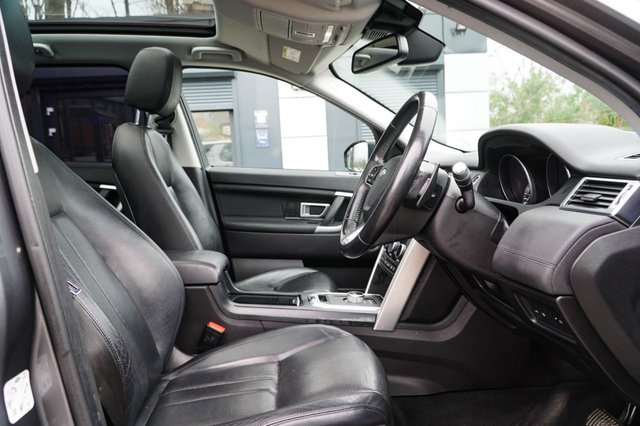 View our LAND ROVER DISCOVERY SPORT