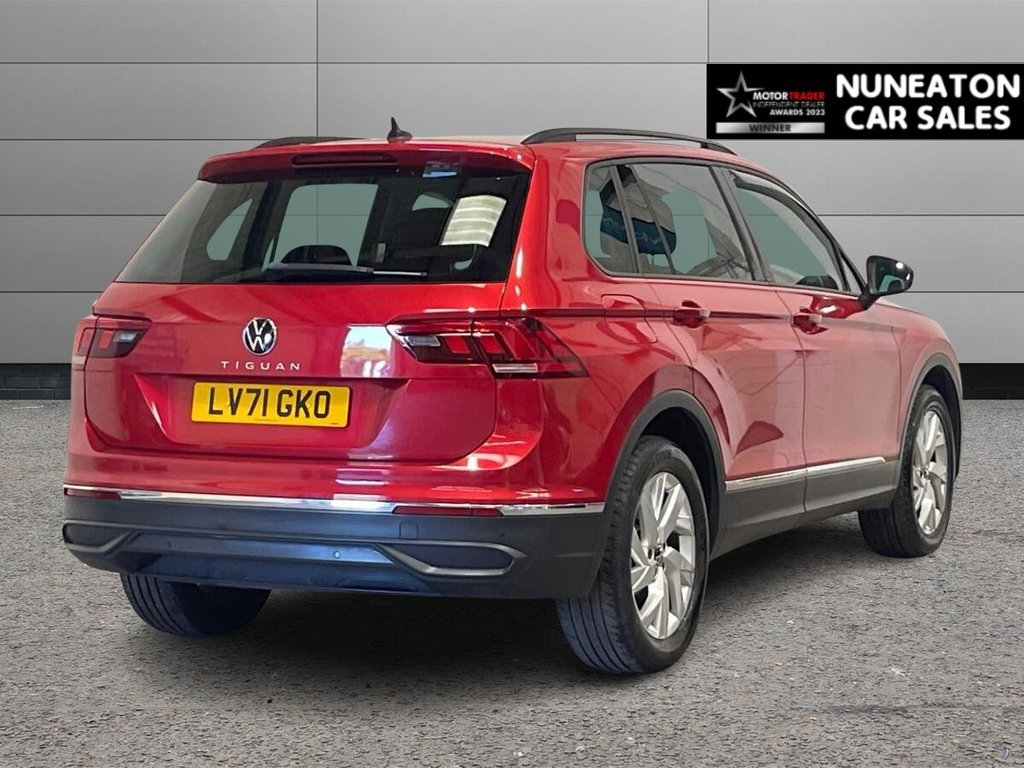 USED 2021 71 VOLKSWAGEN TIGUAN 1.5 TSI Life SUV 5dr Petrol Manual Euro 6 (s/s) (150 ps) Sat Nav
