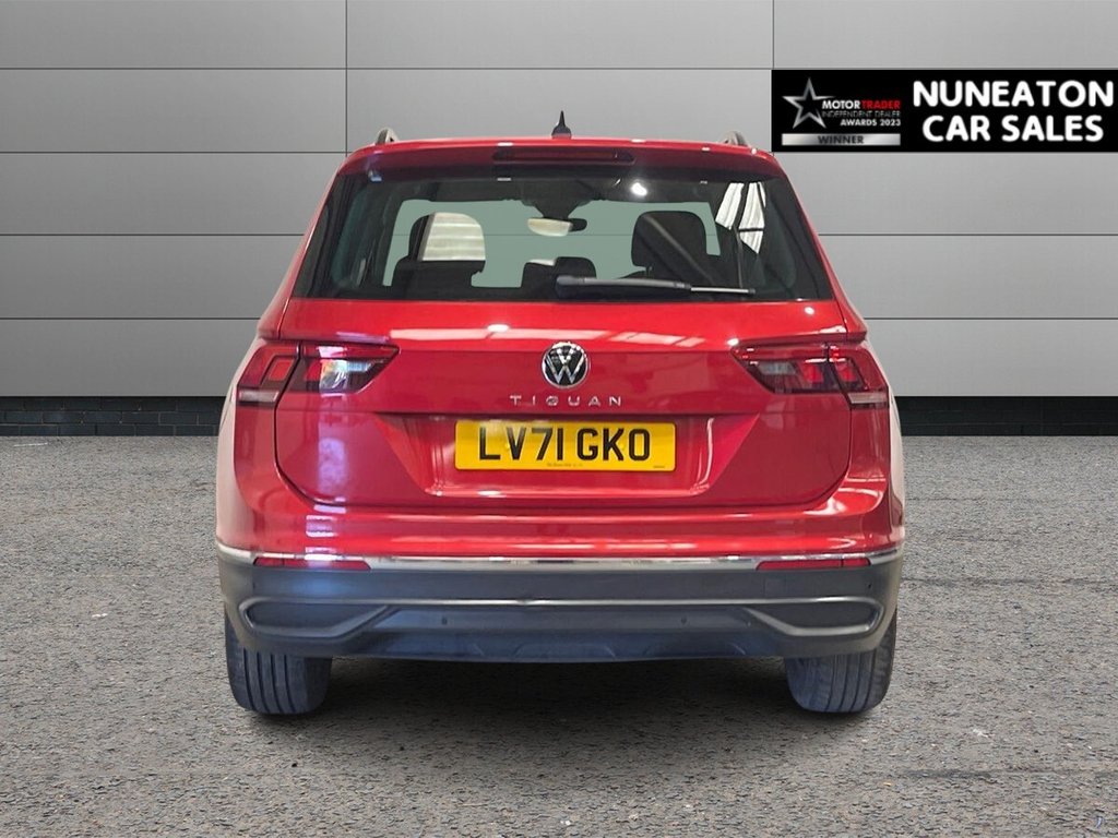 USED 2021 71 VOLKSWAGEN TIGUAN 1.5 TSI Life SUV 5dr Petrol Manual Euro 6 (s/s) (150 ps) Sat Nav