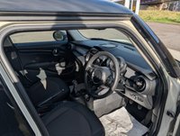 USED 2019 19 MINI HATCH 1.5 Cooper Classic Hatchback 5dr Petrol Manual Euro 6 (s/s) (136 ps) BLUETOOTH + DAB RADIO
