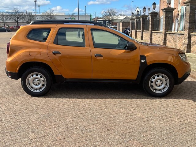 View our DACIA DUSTER