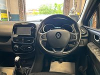 USED 2017 17 RENAULT CLIO 1.5 dCi Dynamique S Nav Hatchback 5 Door Diesel Manual Black Euro 6  DAB RADIO+REAR SENSORS+HALF LEATHER