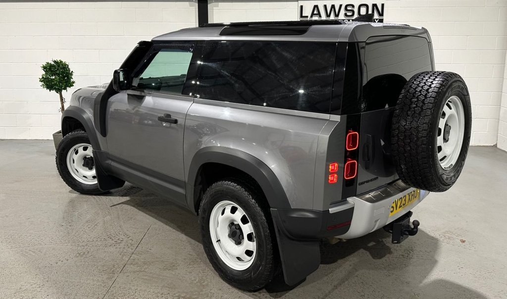 USED 2023 23 LAND ROVER DEFENDER 3.0 D250 MHEV Hard Top SUV 3dr Diesel Auto 4WD SWB Euro 6 (s/s) (250 ps) 