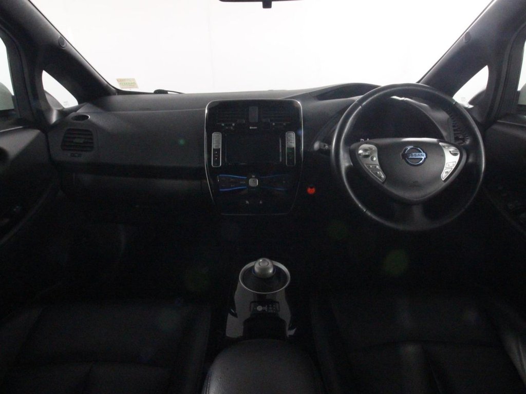 USED 2017 17 NISSAN LEAF 30kWh Tekna Hatchback 5dr Electric Auto (109 bhp) 