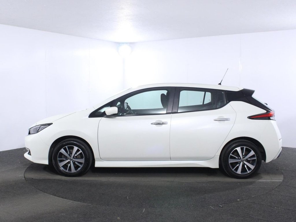 USED 2021 71 NISSAN LEAF 40kWh Acenta Hatchback 5dr Electric Auto (150 ps) 