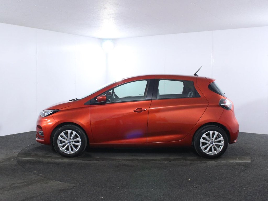 USED 2021 21 RENAULT ZOE R110 52kWh Iconic Hatchback 5dr Electric Auto (i) (107 bhp) 