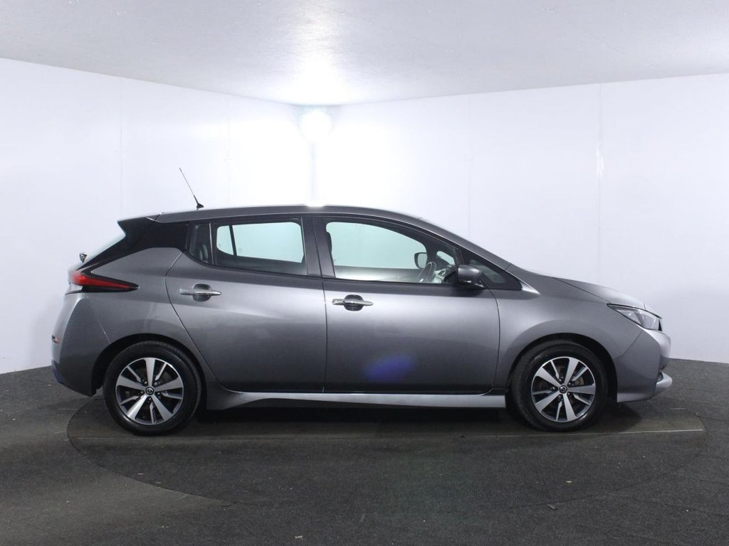 USED 2020 70 NISSAN LEAF 40kWh Acenta Hatchback 5dr Electric Auto (150 ps) 