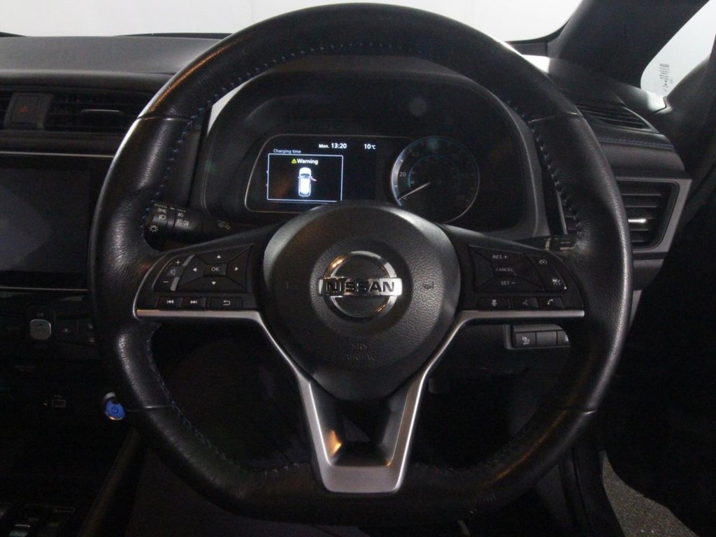 USED 2020 70 NISSAN LEAF 40kWh Acenta Hatchback 5dr Electric Auto (150 ps) 