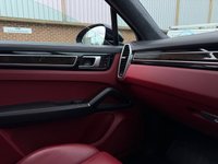 USED 2020 70 PORSCHE CAYENNE 4.0T V8 GTS Coupe 5dr Petrol TiptronicS 4WD Euro 6 (s/s) (460 ps) 