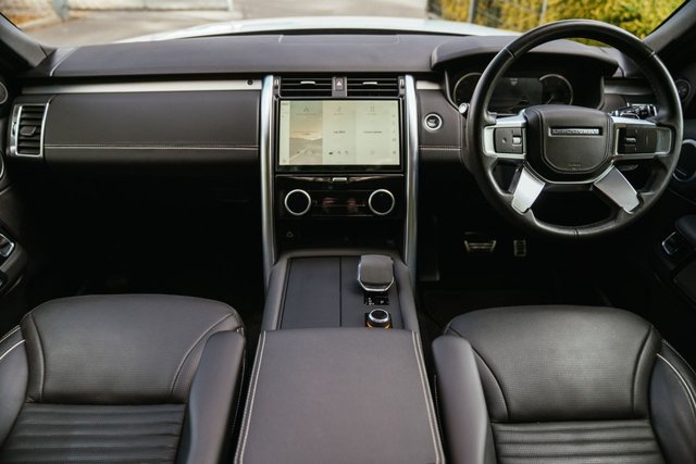 View our LAND ROVER DISCOVERY