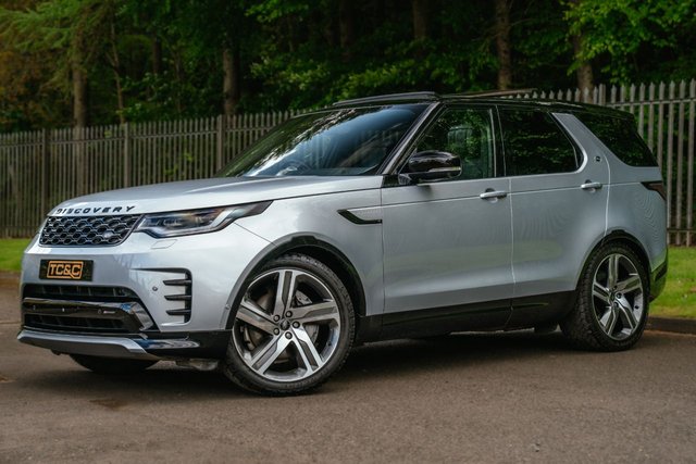 View our Land Rover Discovery 3.0 D300 MHEV R-Dynamic HSE SUV 5dr Diesel Auto 4WD Euro 6 (s/s) (300 ps)