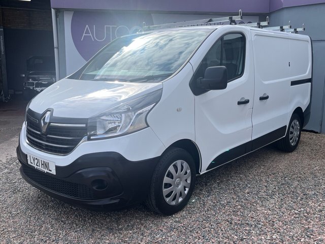 View our Renault Trafic 2.0 dCi ENERGY 28 Business Panel Van 5dr Diesel Manual SWB Standard Roof Euro 6 (s/s) (120 ps)