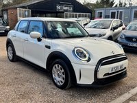 USED 2021 21 MINI HATCH 1.5 One Classic Hatchback 5dr Petrol Manual Euro 6 (s/s) (102 ps) 2 Owners * FSH * Lovely condition*Super Drive