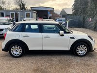 USED 2021 21 MINI HATCH 1.5 One Classic Hatchback 5dr Petrol Manual Euro 6 (s/s) (102 ps) 2 Owners * FSH * Lovely condition*Super Drive