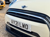 USED 2021 21 MINI HATCH 1.5 One Classic Hatchback 5dr Petrol Manual Euro 6 (s/s) (102 ps) 2 Owners * FSH * Lovely condition*Super Drive
