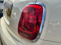 USED 2021 21 MINI HATCH 1.5 One Classic Hatchback 5dr Petrol Manual Euro 6 (s/s) (102 ps) 2 Owners * FSH * Lovely condition*Super Drive