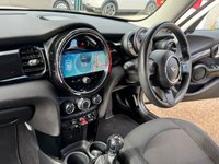 USED 2021 21 MINI HATCH 1.5 One Classic Hatchback 5dr Petrol Manual Euro 6 (s/s) (102 ps) 2 Owners * FSH * Lovely condition*Super Drive