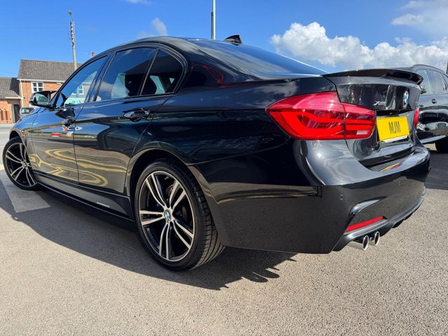 View our BMW 3 SERIES