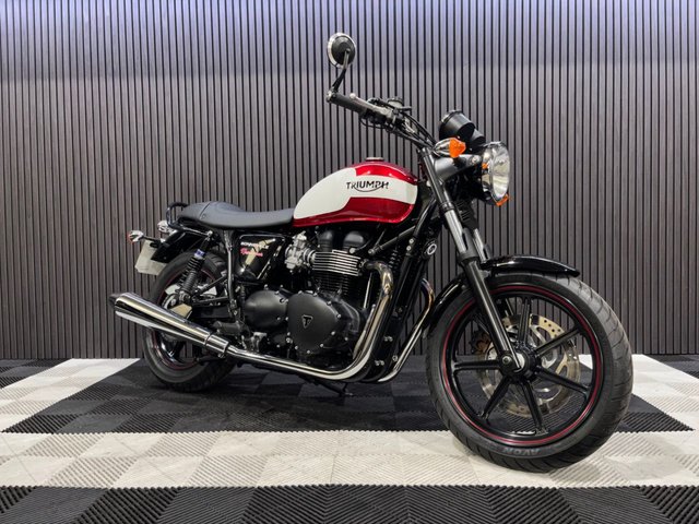 View our TRIUMPH BONNEVILLE NEWCHURCH