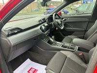 USED 2020 69 AUDI Q3 1.5 TFSI CoD 35 S line Sportback 5dr Petrol S Tronic Euro 6 (s/s) (150 ps) 2 OWNERS FROM NEW* 7 STAMP SERVICE HISTORY* AUTOMATIC* SAT NAV* PARKING SENSORS* CRUISE CONTROL* ELECTRIC HANDBRAKE* LANE / SPEED ASSIST* AUTO START / STOP* TRACTION CONTROL* ECO / COMFORT / DYNAMIC MODE