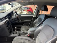 USED 2012 62 SKODA SUPERB 1.6 TDI SE GREENLINE II 5 DOOR *REAR PARKING SENSORS WITH VISUAL DISPLAY*BRAND NEW MOT AND SERVICE*11 SERVICE STAMPS IN SERVICE BOOK*FANTASTIC MOT HISTORY*AUTO LIGHTS*CRUISE CONTROL*ELECTRIC FOLDING DOOR MIRRORS*DUAL ZONE CLIMATE CONTROL*ALLOY WHEELS*HALF LEATHER/ALCANTARA UPHOLSTERY*