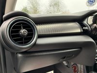 USED 2019 69 MINI HATCH 1.5 Cooper Exclusive Hatchback 5dr Petrol Steptronic auto 136 bhp Comfort plus&Nav pack 