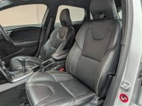 USED 2016 16 VOLVO V40 2.0 V40 R-Design Luxury D2 5dr CLICK & COLLECT/ HOME DELIVERY
