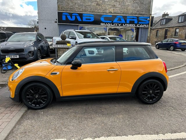 View our MINI Hatch 1.5 Cooper Hatchback 3dr Petrol Manual Euro 6 (s/s) (136 ps)