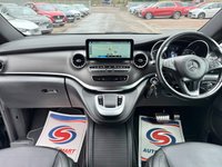 USED 2020 70 MERCEDES-BENZ V-CLASS 2.0 V300d AMG Line MPV 5dr Diesel G-Tronic+ 7 Seat 239 bhp 