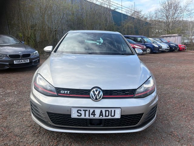 View our VOLKSWAGEN GOLF