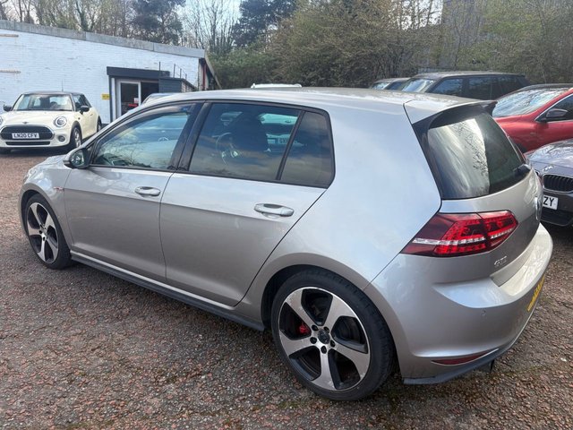 View our VOLKSWAGEN GOLF