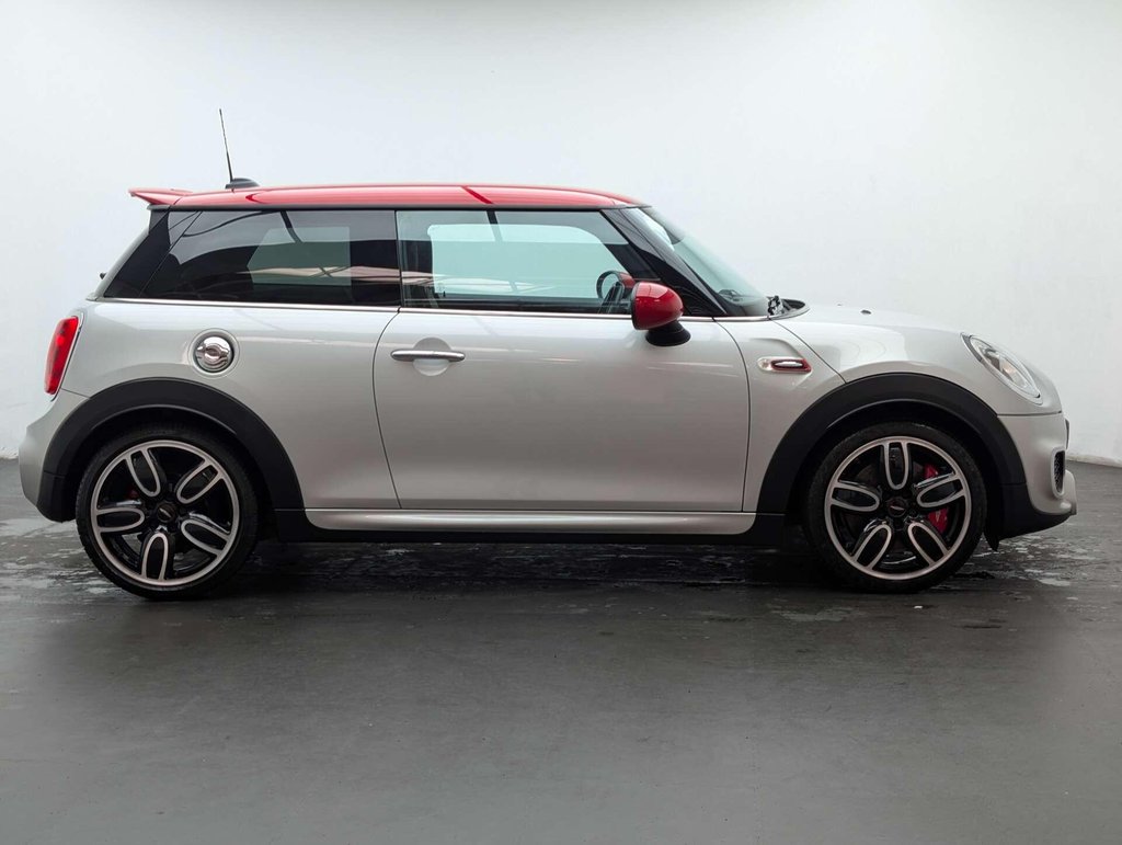 Used 2016 16 MINI HATCH 2.0 John Cooper Works 3dr CLICK & COLLECT/ HOME DELIVERY
