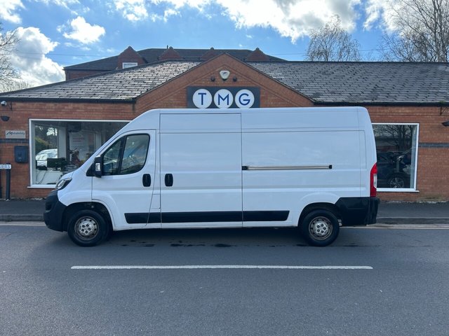 View our Citroen Relay 2.2 BlueHDi 35 Enterprise Panel Van 5dr Diesel Manual L3 High Roof Euro 6 (s/s) (140 ps)