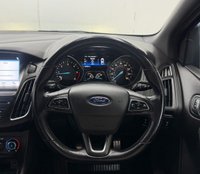 USED 2017 17 FORD FOCUS 1.5 TDCi ST-Line Hatchback 5dr Diesel Manual Euro 6 (s/s) (120 ps) 